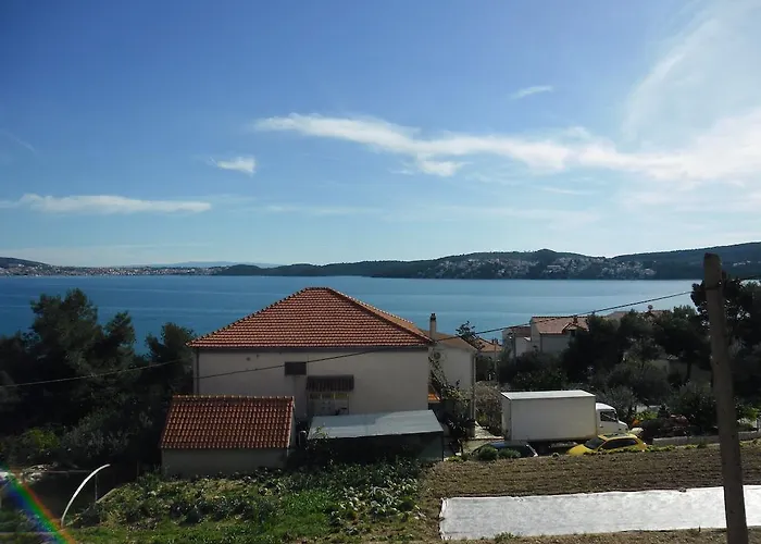 And Kurtovic Donji Seget