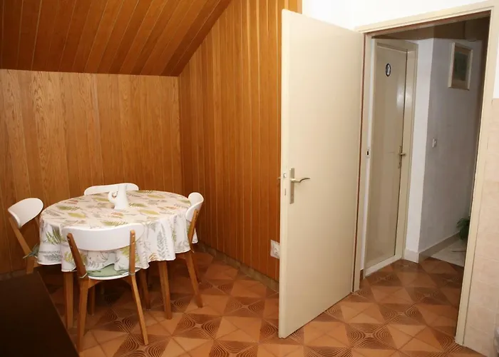 And Kurtovic Vendégház